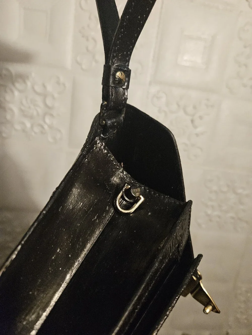 Louis Vuitton Epi Leather Black Marley Dragonne Sellier Clutch Wristlet Authenti